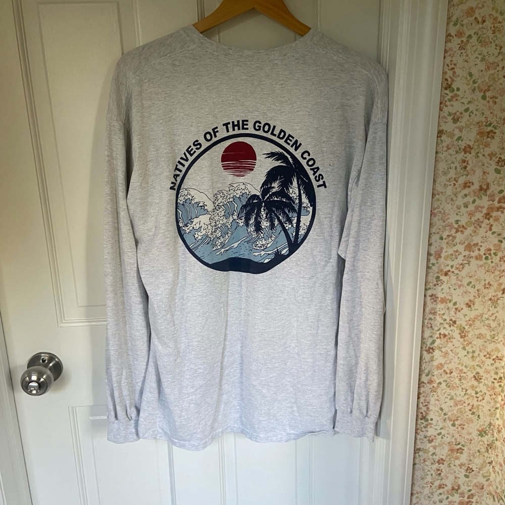 Brandy Melville John Galt Graphic California Long Sleeve Oversized Tee - Picture 2 of 4